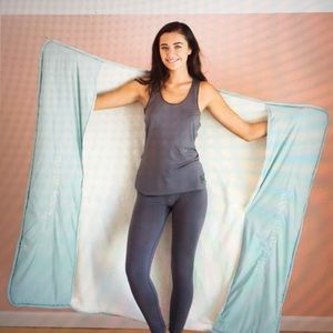 Faceplant Bamboo Wrap Blanket